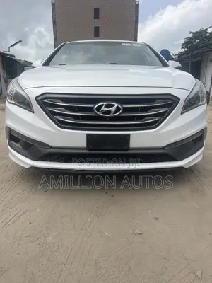 Hyundai Sonata Sport PZEV 4dr Sedan (2.4L 4cyl 6A) 2015 White