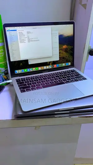 Laptop Apple MacBook Air 2018 16GB Intel Core i5 SSD 256GB