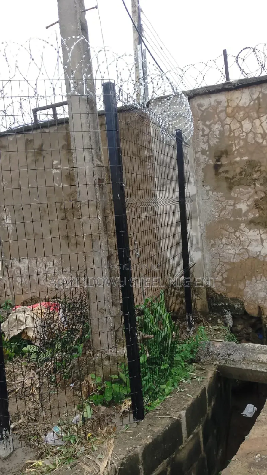 Permanent Panel Mesh Black