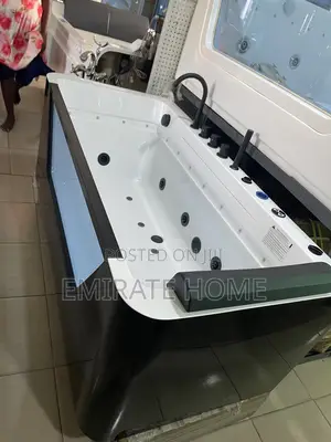 Acrylic Single Bathtub With Complete Black Jet