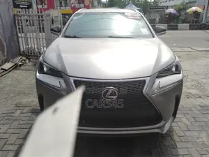 Lexus NX 2017 Gray
