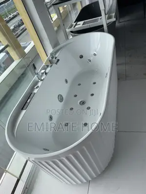 Acrylic England Bathtub With Silver Jet
