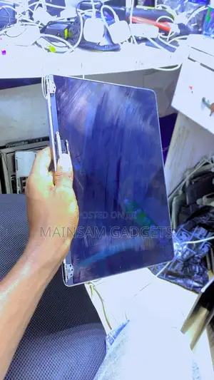 Macbook Screen