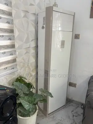 New Midea Standing Ac 2hp (Newly Bought,Barely Use)