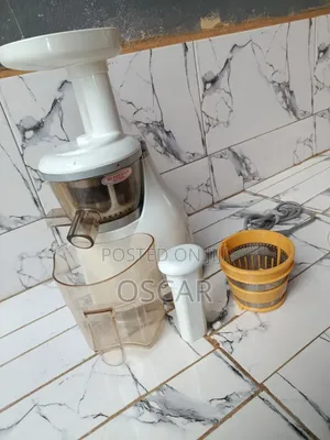 Foreign / Korean Used Original Thrift Hurom Slow Masticating Juicer