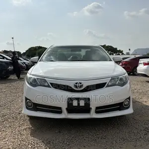 Toyota Camry 2014 White