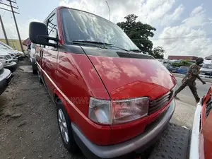 Volkswagen Transporter 2003 Red