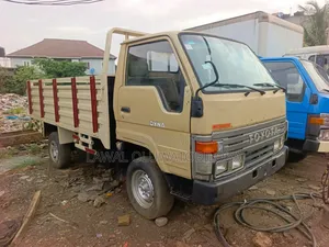 Toyota Dyna 150 Normal Normal Hand