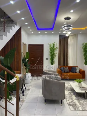 Standard Four Bedroom for Shorlet