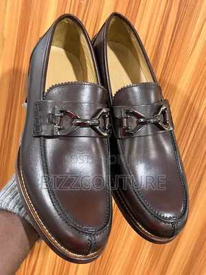 Original Italian Gucci Horsebit Loafers Available in Store