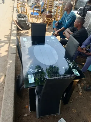 Glass Dinning Table With Chairs