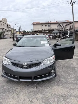 Toyota Camry 2012 Gray