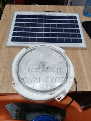 30w Brand New Solar Center Light It Last 24hrs