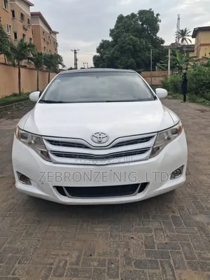 Toyota Venza AWD 2010 White