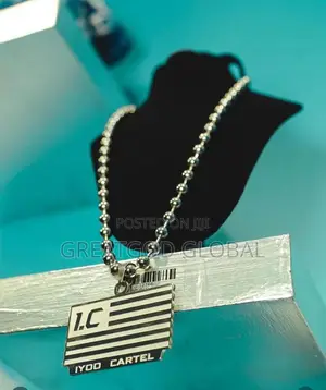 Iyoo Cartel Necklace Chain and Pendant