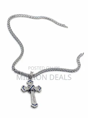 Cut Out Iced Men"S Silver Neckpiece With Pendant