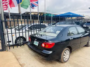Toyota Corolla 2004 Black