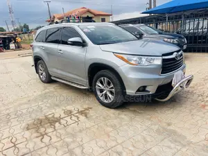 Toyota Highlander 2016 Silver