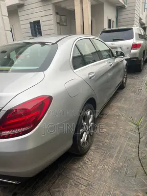 Mercedes-Benz C300 Base 4dr RWD Sedan (2.0L 4cyl 7A) 2015 Silver