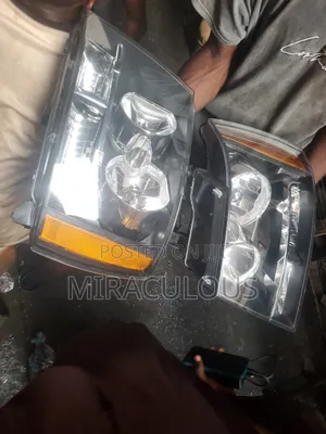 Headlight Chevrolet Suburban 2010 Model Set