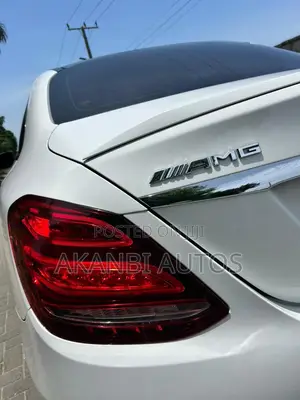 Mercedes-Benz C43 4Matic Sedan AWD (3.0L V6 9AM) 2017 White