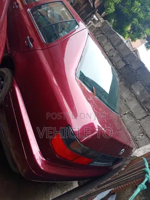 Volkswagen Vento 2002 Red