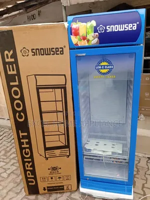 A Unique Quality Snowsea Glass Door Beverage Showcase