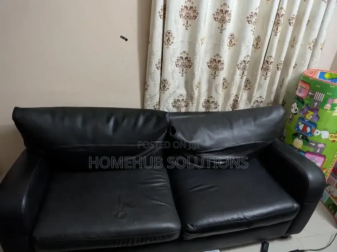 7 Seaters Leather Sofa