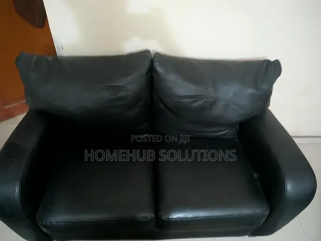 7 Seaters Leather Sofa