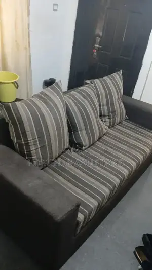 5 Seaters Sofa With Center Table and Two Side Tables