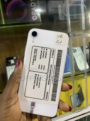 Apple iPhone XR 64 GB White