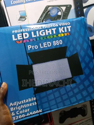 Pro Led 880 Professional Video Light Kit With Free Stand Battery