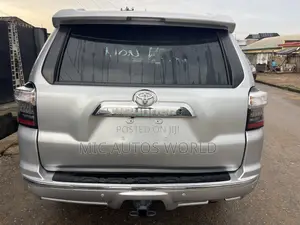 Toyota 4-Runner 2016 Silver