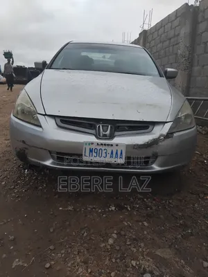 Honda Accord 2005 Silver