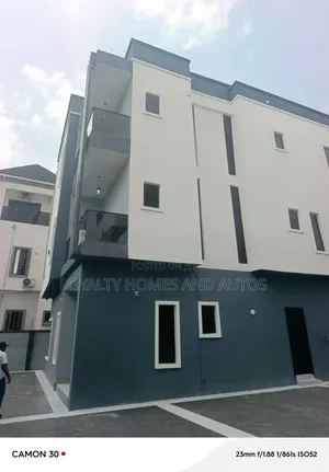 5bdrm Duplex in GRA Phase 1 for sale