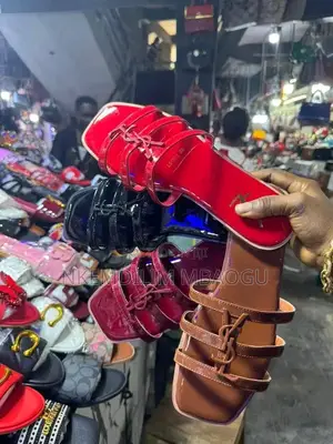 Female Well Crafted Slippers