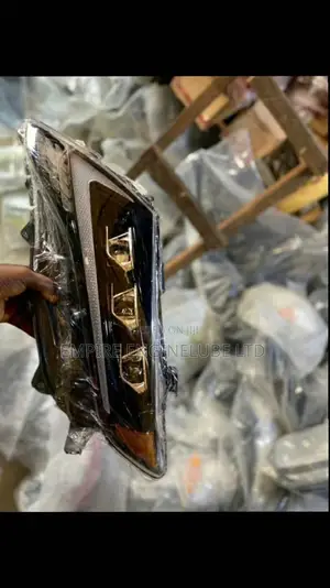 Headlight Venza 2010 (3 Torch)