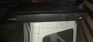 Hikvision Ds-7608ni-E2/8p, 8 Channel Poe NVR