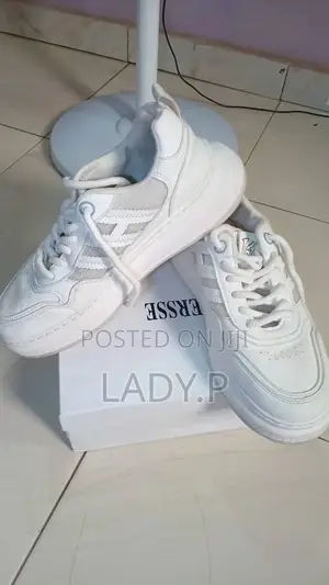 Unisex Fashion White Sneakers-size 44