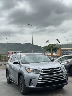 Toyota Highlander 2017 Silver