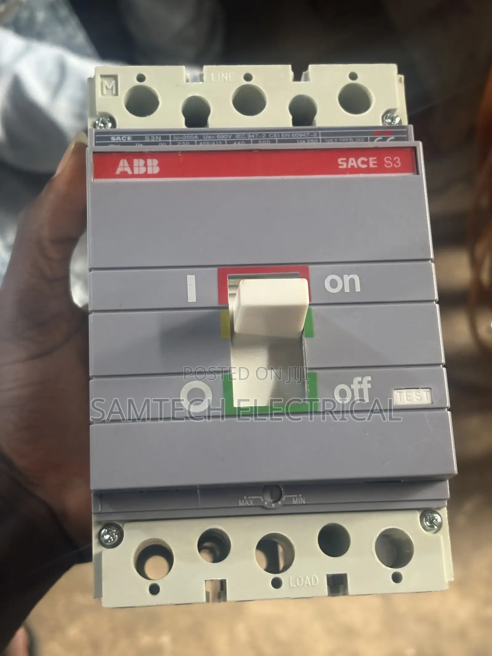 250a Breaker
