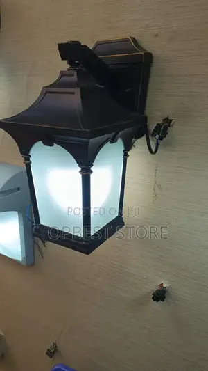 Modern Wall Outdooor Lamp