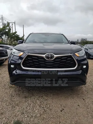 Toyota Highlander 2021 Blue