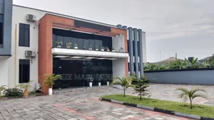 To Let / Lease : 800 Seats Capacity Hall With Gallery at Nta Rd , Ph