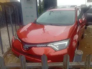 Toyota RAV4 2015 Orange