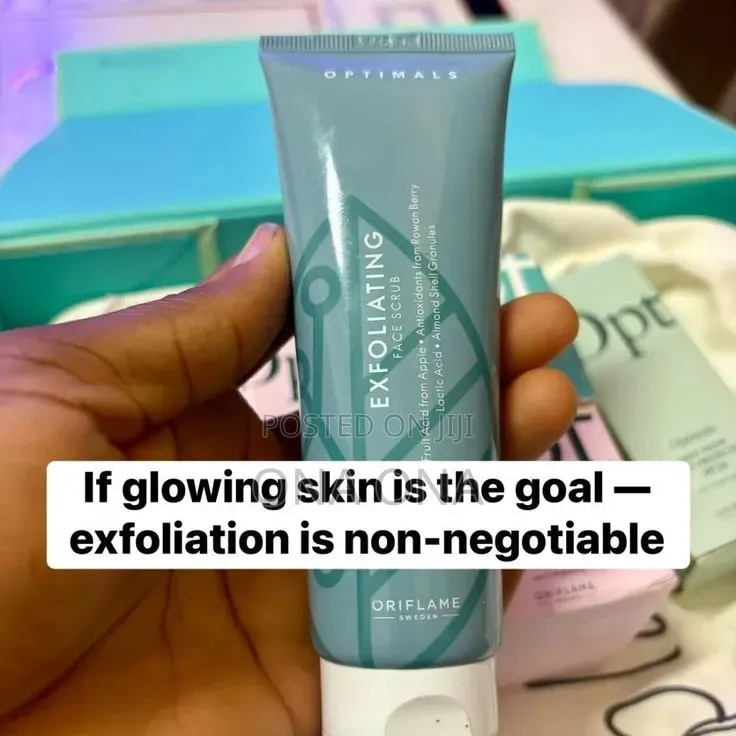 Optimals Exfoliating Face Scrub