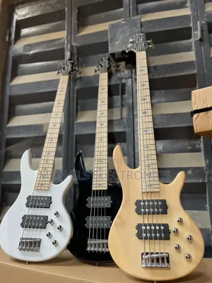 Ibanez Active 5-Strings Bass Guitar