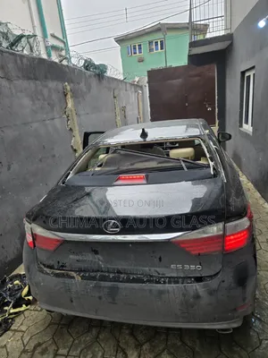 Lexus Es350 2016 Back Glass Available Installed at Chimatex