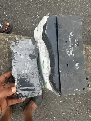 Front Break Pad Range Rover 2015