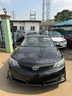 Toyota Camry 2013 Black